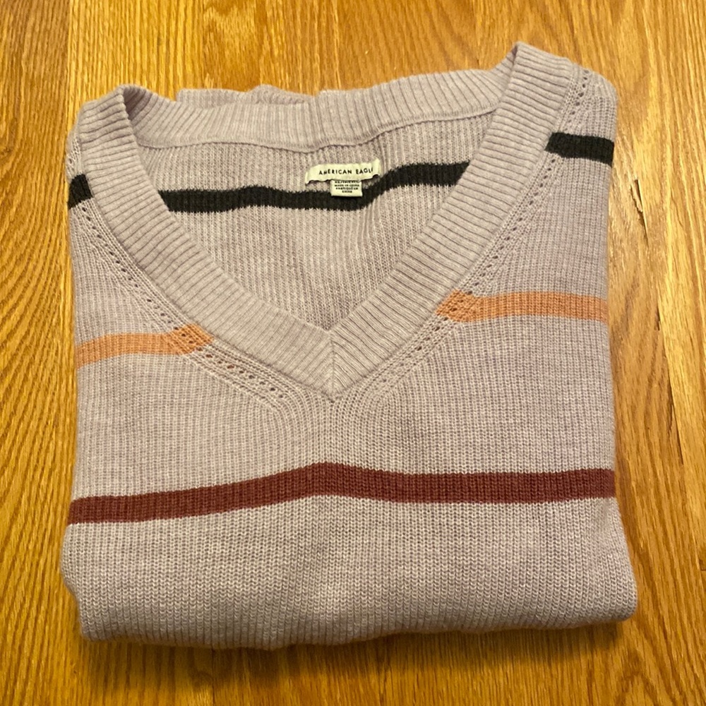 American Eagle Sweater